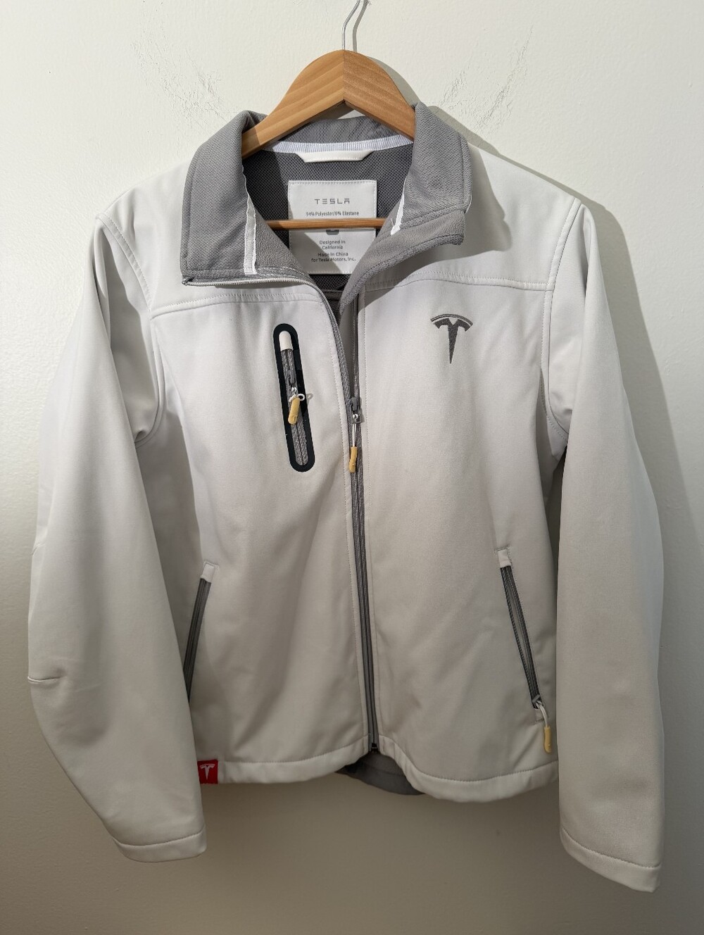 Tesla Wnans Light Gray Softshell Jacket with Gray Accents